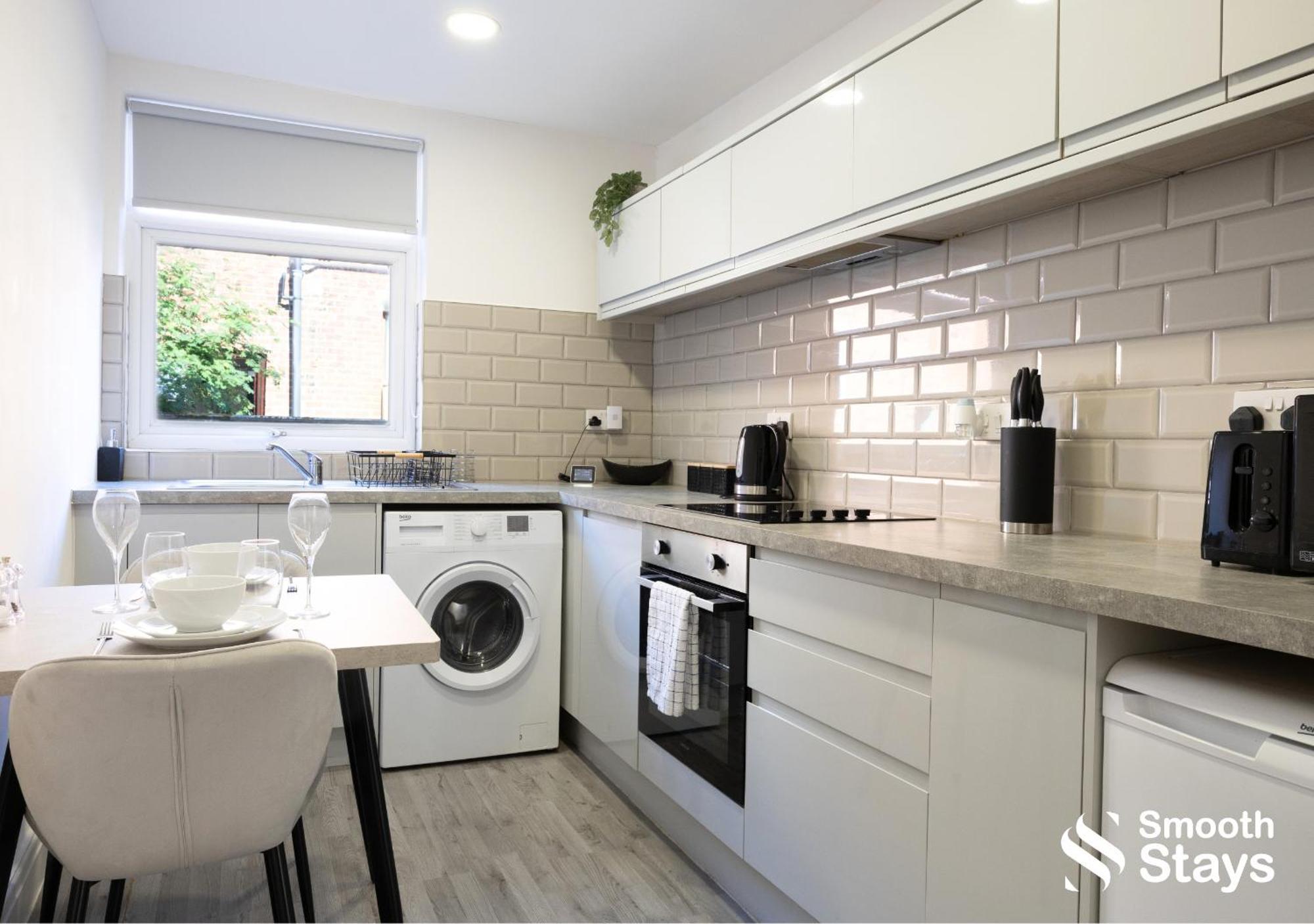 One Bedroom Apartment At Smooth Stays Short Lets & Serviced Accommodation Preston With Parking Near Train Station Exterior foto